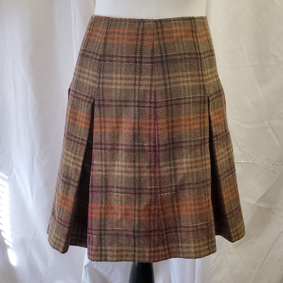 MAXMARA WEEKEND Classic Wool Skirt - Picture 3 of 6